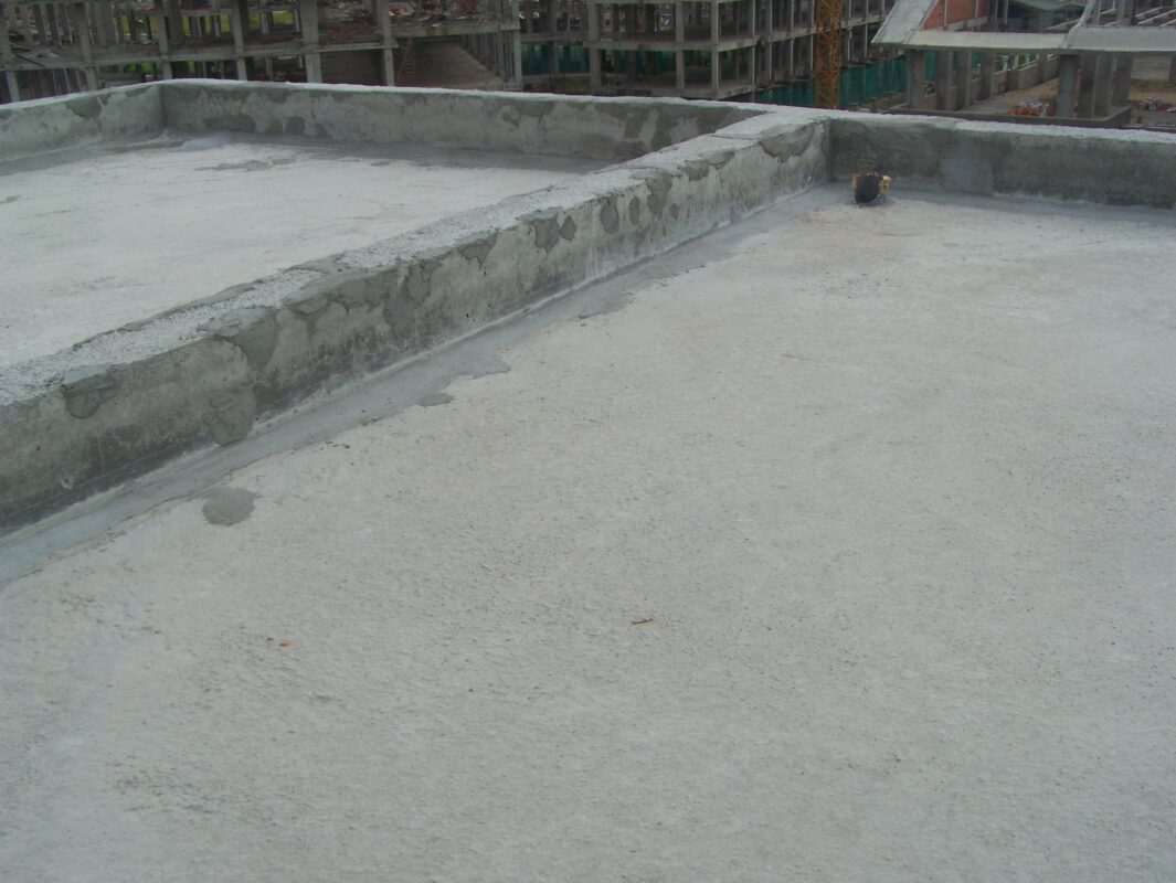 Thi công chống thấm sàn mái